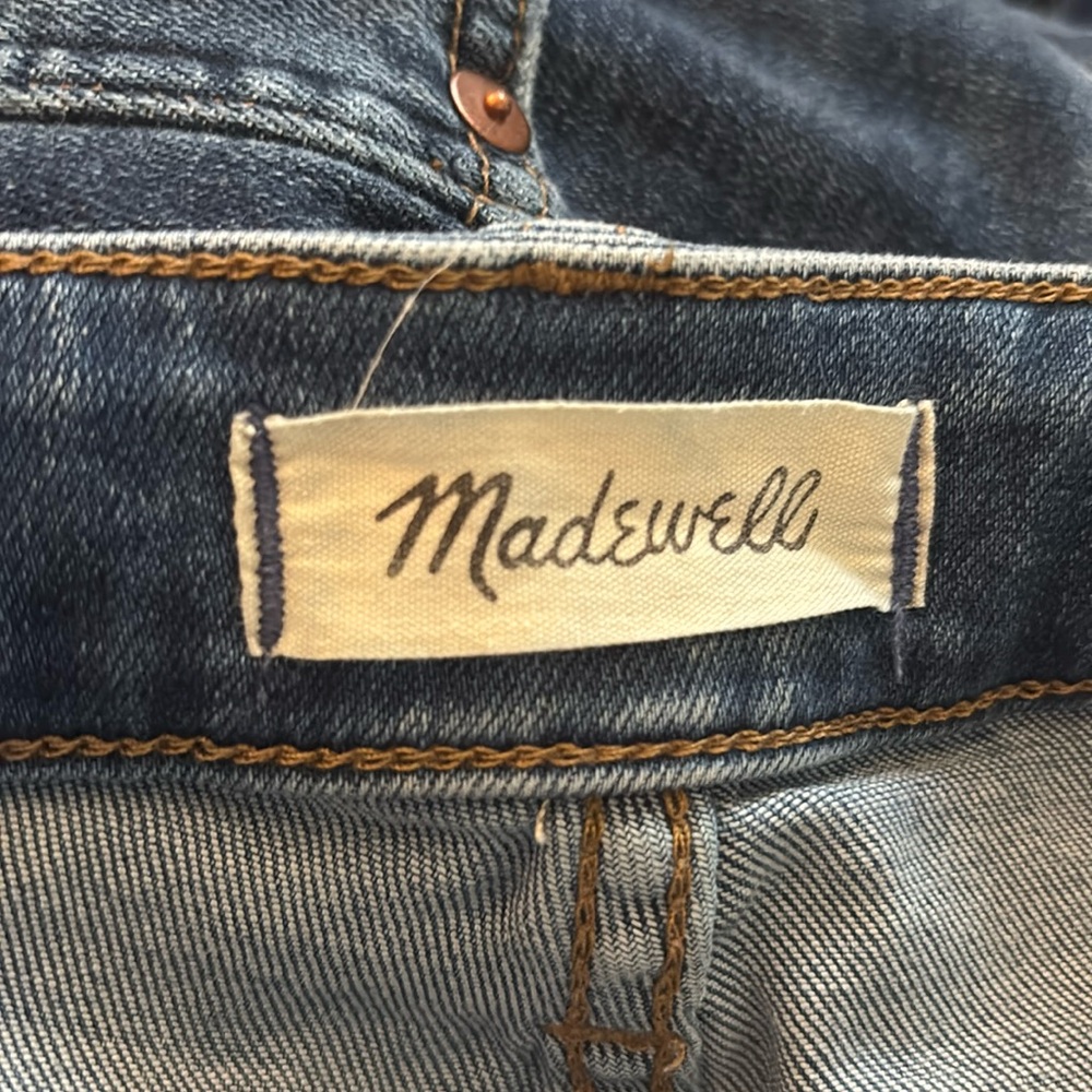Madewell | Curvy Roadtripper Blue Jeans Size 29P - Picture 6 of 6